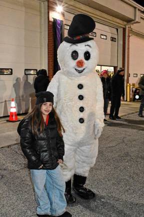 Photos: Annual tree lighting in Vernon