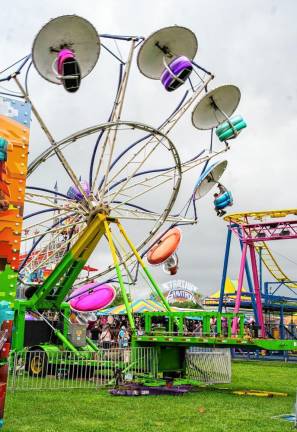 <b>Carnival rides at the fair. (Photo by Nancy Madacsi)</b>