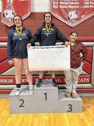 <b>Senior Caitlin Hart loses in the 235-pound final after winning the 185-pound H/W/S title last year.</b>