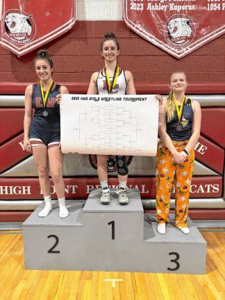 <b>Sadie Collins is third in the 126-pound weight class in the H/W/S Tournament.</b>