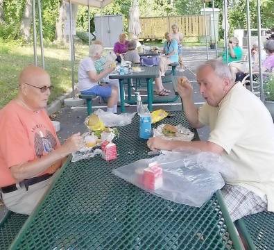 Work-around solves dining problem for Vernon seniors