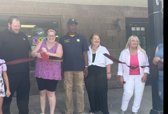 From left are Edward and Julie Gay, Mayor Howard Burrell, Councilwoman Peg DiStasi and mayoral candidate Sally Rinker.