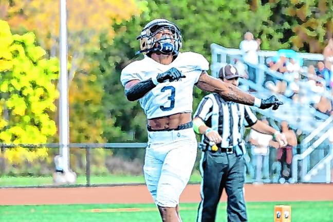 <b>Tylik Hill begins his celebration dance after scoring a touchdown against Delbarton on Oct. 5. </b>