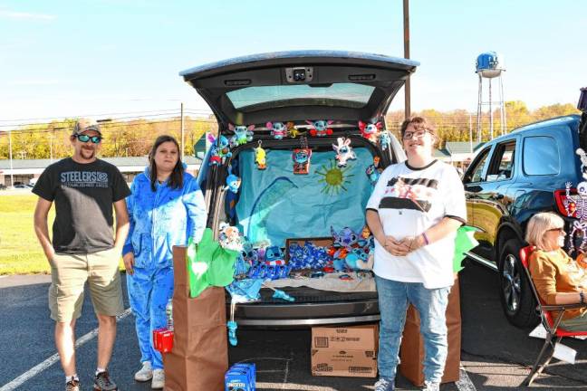 Photos: Helping Hands’ Trunk or Treat