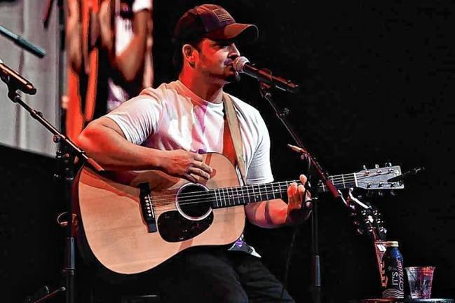 <b>Nashville recording artist Kenny Curcio </b>performs Thursday, Aug. 1 at Krogh’s Restaurant &amp; Brew Pub in Sparta. (Photo courtesy of Kenny Curico)