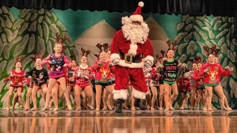 HH2 More than 300 people attend the show featuring students of Dance Expression Dance Arts of Hardyston/Hamburg on Dec. 7 at Sparta High School.