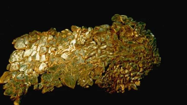 <b>One of many gold specimens stolen from the Sterling Hill Mining Museum in Ogdensburg. (Photo provided)</b>